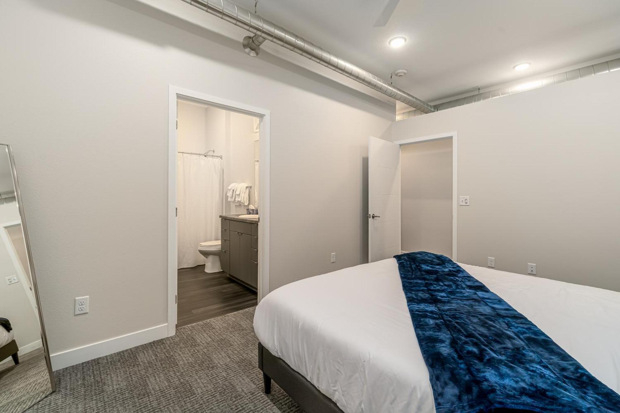 Kasa Downtown Des Moines Aparthotel Phòng bức ảnh